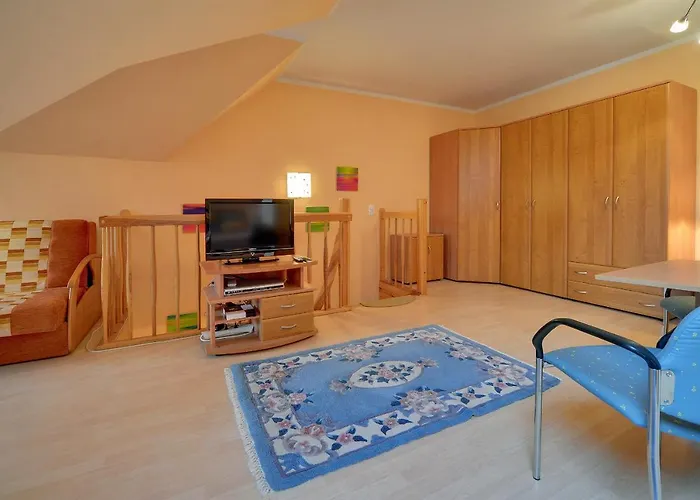 Zolty Apartament Sun Seasons 24 W Karpaczu Z Balkonem By Noclegi Renters